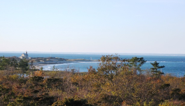 2007-11 lighthouse from up the hill